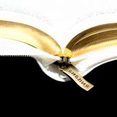 Библия каноническая 077 ZТI (белый кож. переплет, золотой обрез, краев. указ., на молнии)